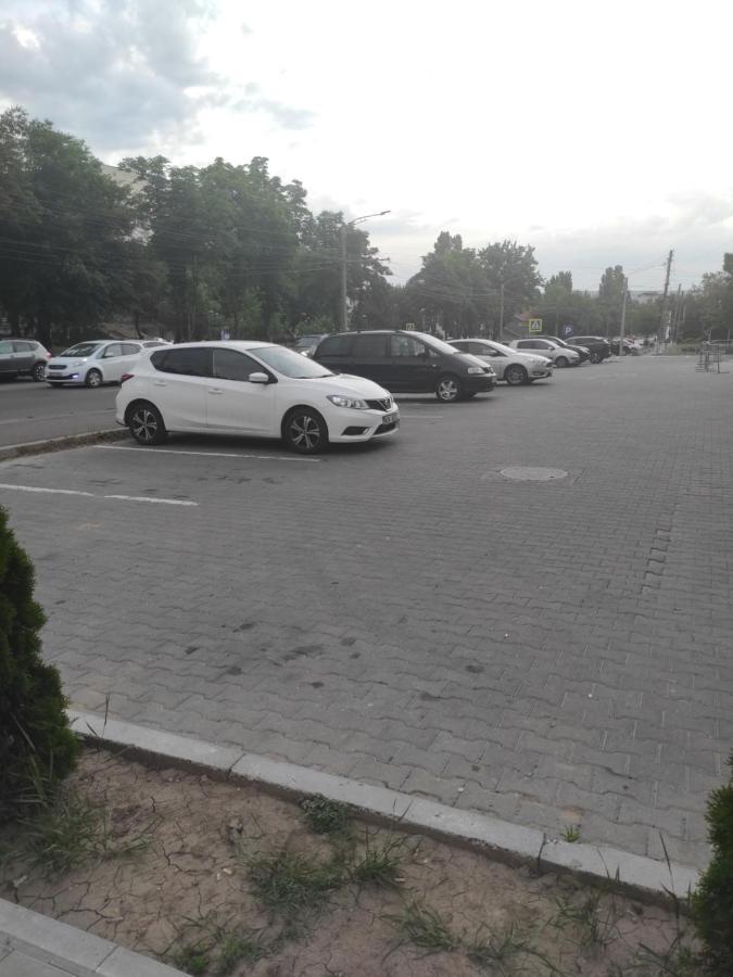 Hi-Tech Aparts Кишинів Екстер'єр фото